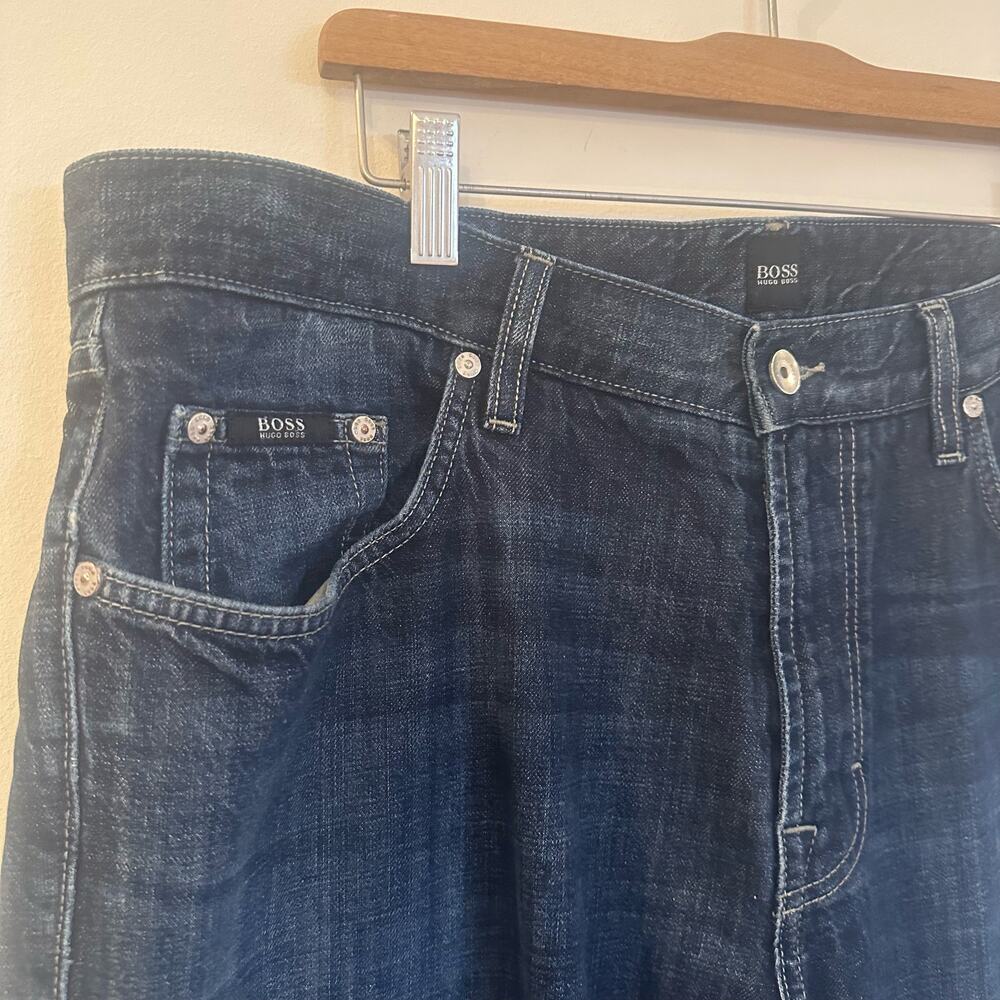 Hugo Boss Comfort Fit Jeans sz 38 x 32 - Picture 8 of 9